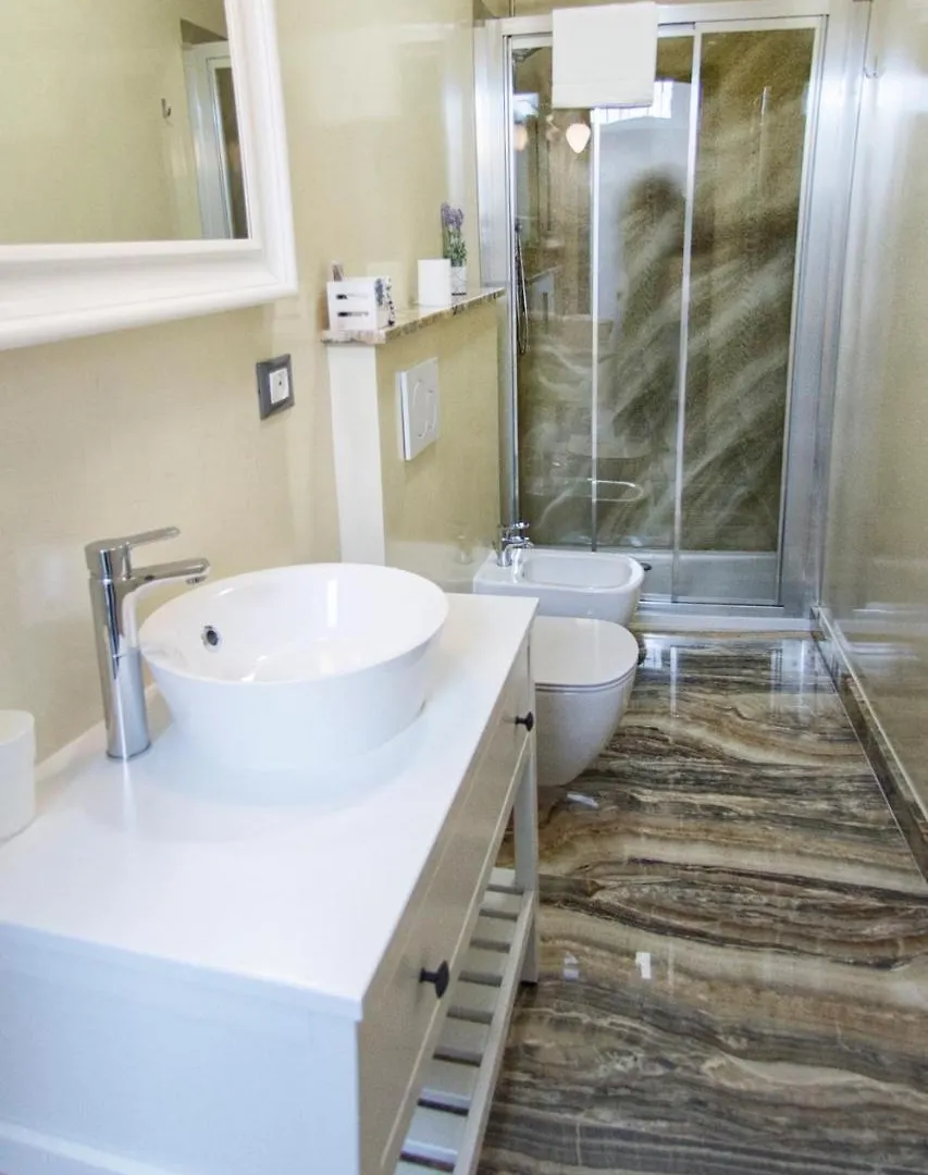 מרינה די קררה Marbianco B&B איטליה
